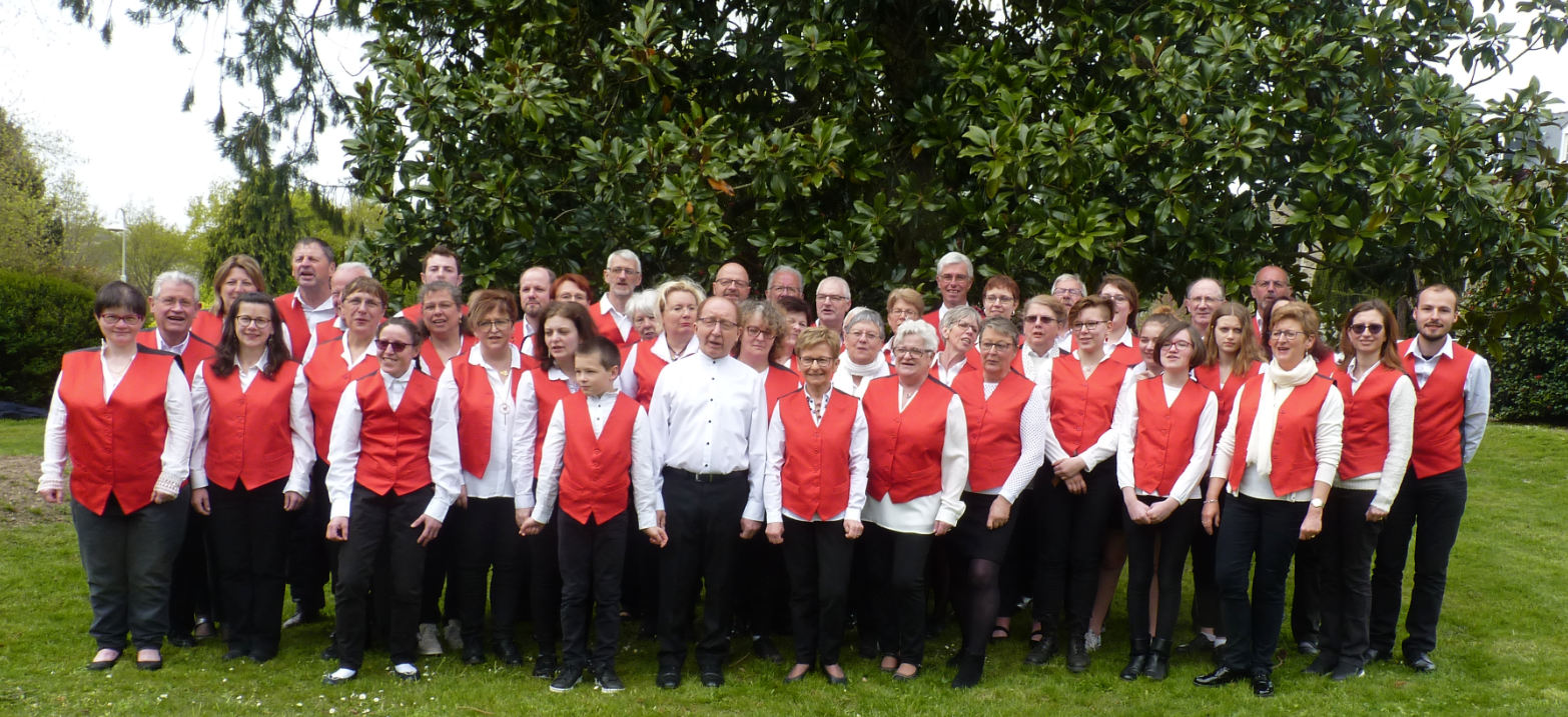 Choeur de Belle, la photo de groupe du voyage à Ploermel 2019 la photo de groupe du voyage à Ploermel
